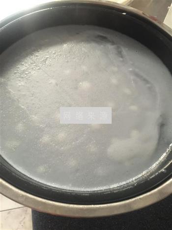自制米皮怎么做，自制米皮怎么做好吃，自制米皮做法