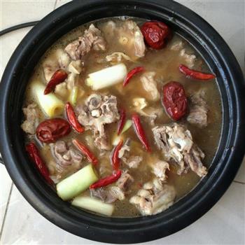 羊蝎子怎么做，羊蝎子怎么做好吃，羊蝎子做法