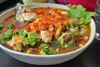 杨林酸菜鱼怎么做，杨林酸菜鱼怎么做好吃，杨林酸菜鱼做法