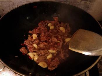 家乡味-咸菜牛肉火锅怎么做，家乡味-咸菜牛肉火锅怎么做好吃，家乡味-咸菜牛肉火锅做法