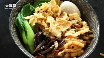 正宗柳州螺蛳粉怎么做，正宗柳州螺蛳粉怎么做好吃，正宗柳州螺蛳粉做法