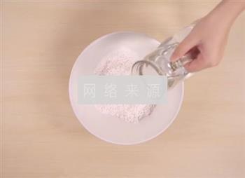 莲蓉芝麻团怎么做，莲蓉芝麻团怎么做好吃，莲蓉芝麻团做法