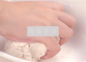 莲蓉芝麻团怎么做，莲蓉芝麻团怎么做好吃，莲蓉芝麻团做法