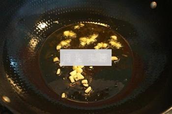 素炒凉皮怎么做，素炒凉皮怎么做好吃，素炒凉皮做法
