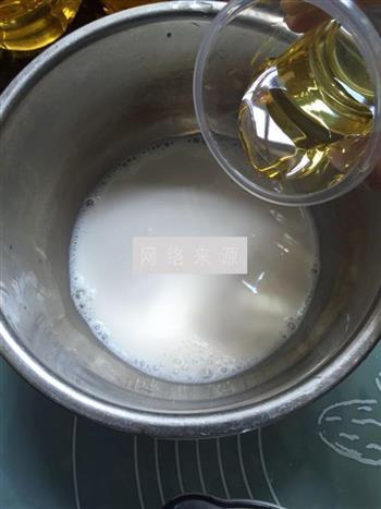 紫薯冰皮月饼怎么做，紫薯冰皮月饼怎么做好吃，紫薯冰皮月饼做法