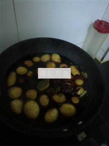 红烧土豆丸怎么做，红烧土豆丸怎么做好吃，红烧土豆丸做法