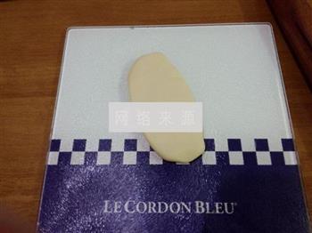 蟹壳黄烧饼怎么做，蟹壳黄烧饼怎么做好吃，蟹壳黄烧饼做法