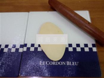 蟹壳黄烧饼怎么做，蟹壳黄烧饼怎么做好吃，蟹壳黄烧饼做法