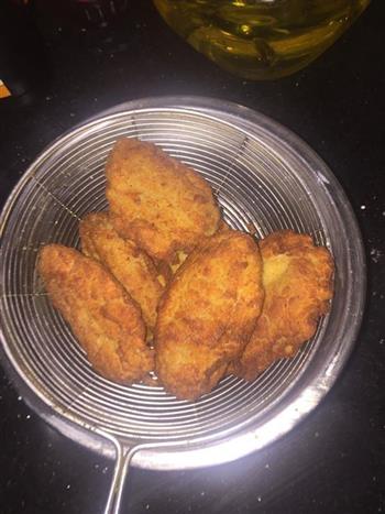 蒜香炸鸡翅怎么做，蒜香炸鸡翅怎么做好吃，蒜香炸鸡翅做法