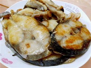 香煎马鲛鱼怎么做，香煎马鲛鱼怎么做好吃，香煎马鲛鱼做法