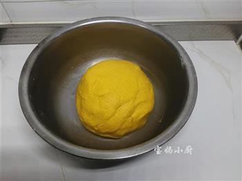 南瓜芝麻饼怎么做，南瓜芝麻饼怎么做好吃，南瓜芝麻饼做法