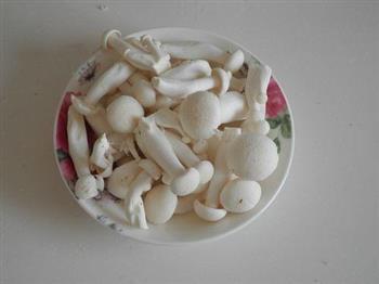 肉滑奶汤火锅怎么做，肉滑奶汤火锅怎么做好吃，肉滑奶汤火锅做法