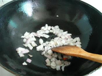 咖哩蔬菜汤怎么做，咖哩蔬菜汤怎么做好吃，咖哩蔬菜汤做法