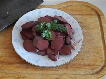 酸菜白肉火锅怎么做，酸菜白肉火锅怎么做好吃，酸菜白肉火锅做法