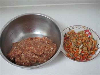 蟹粉生煎包怎么做，蟹粉生煎包怎么做好吃，蟹粉生煎包做法