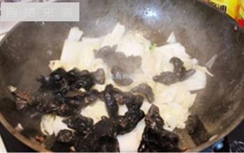 蒜蓉黑白菜怎么做，蒜蓉黑白菜怎么做好吃，蒜蓉黑白菜做法