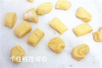 芝麻南瓜饼怎么做，芝麻南瓜饼怎么做好吃，芝麻南瓜饼做法
