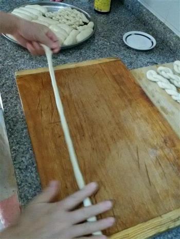 香酥麻花怎么做，香酥麻花怎么做好吃，香酥麻花做法