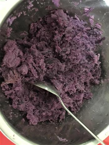 桂花牛奶紫薯芋圆怎么做，桂花牛奶紫薯芋圆怎么做好吃，桂花牛奶紫薯芋圆做法