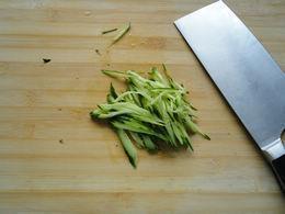 青瓜蕨粉三文鱼怎么做，青瓜蕨粉三文鱼怎么做好吃，青瓜蕨粉三文鱼做法