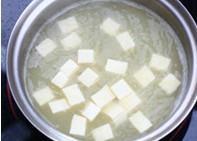 丝瓜文蛤豆腐汤怎么做，丝瓜文蛤豆腐汤怎么做好吃，丝瓜文蛤豆腐汤做法