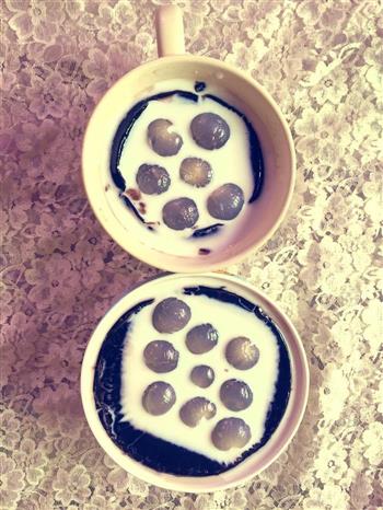 蜂蜜牛奶龟苓膏怎么做，蜂蜜牛奶龟苓膏怎么做好吃，蜂蜜牛奶龟苓膏做法