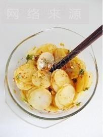 呛拌土豆片怎么做，呛拌土豆片怎么做好吃，呛拌土豆片做法