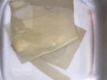 炒冷面怎么做，炒冷面怎么做好吃，炒冷面做法