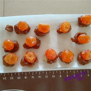 广式莲蓉蛋黄月饼怎么做，广式莲蓉蛋黄月饼怎么做好吃，广式莲蓉蛋黄月饼做法