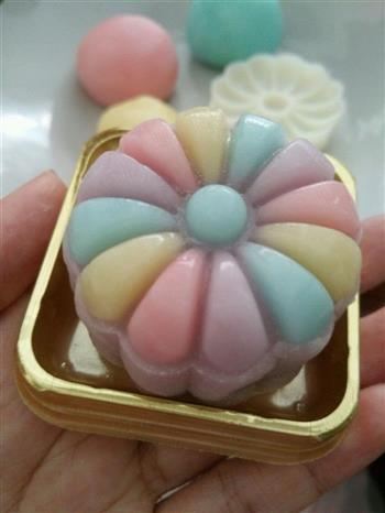 彩色冰皮月饼怎么做，彩色冰皮月饼怎么做好吃，彩色冰皮月饼做法