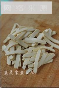 豌豆苗拌香干怎么做，豌豆苗拌香干怎么做好吃，豌豆苗拌香干做法