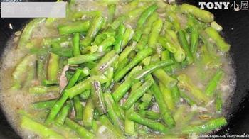 蒜泥炒豇豆怎么做，蒜泥炒豇豆怎么做好吃，蒜泥炒豇豆做法
