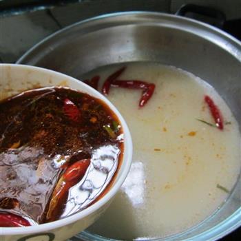 麻辣串串锅怎么做，麻辣串串锅怎么做好吃，麻辣串串锅做法