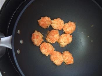 胡萝卜土豆饼怎么做，胡萝卜土豆饼怎么做好吃，胡萝卜土豆饼做法
