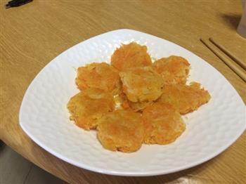胡萝卜土豆饼怎么做，胡萝卜土豆饼怎么做好吃，胡萝卜土豆饼做法