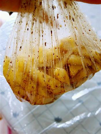 蒜香烤土豆怎么做，蒜香烤土豆怎么做好吃，蒜香烤土豆做法
