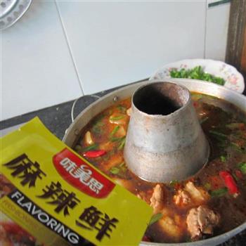 麻辣排骨萝卜锅怎么做，麻辣排骨萝卜锅怎么做好吃，麻辣排骨萝卜锅做法