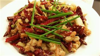 川味麻辣虾球怎么做，川味麻辣虾球怎么做好吃，川味麻辣虾球做法