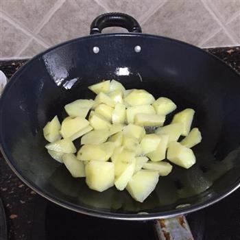 迷迭香煎土豆怎么做，迷迭香煎土豆怎么做好吃，迷迭香煎土豆做法