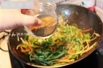 春韭烩三丝怎么做，春韭烩三丝怎么做好吃，春韭烩三丝做法