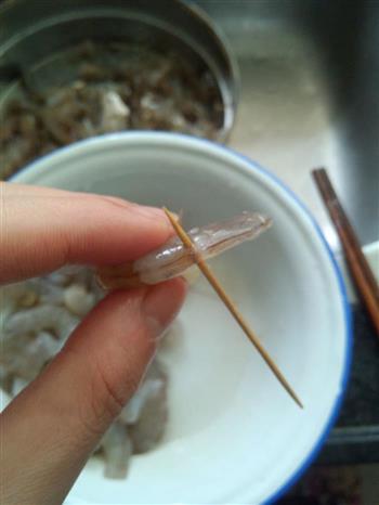 虾仁的花样游泳怎么做，虾仁的花样游泳怎么做好吃，虾仁的花样游泳做法