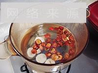 山楂鲫鱼汤怎么做，山楂鲫鱼汤怎么做好吃，山楂鲫鱼汤做法