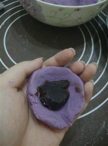 紫薯红豆饼怎么做，紫薯红豆饼怎么做好吃，紫薯红豆饼做法