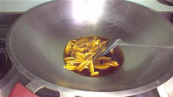 麻油鸡蔬菜锅怎么做，麻油鸡蔬菜锅怎么做好吃，麻油鸡蔬菜锅做法