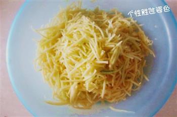 香辣南瓜丝饼怎么做，香辣南瓜丝饼怎么做好吃，香辣南瓜丝饼做法