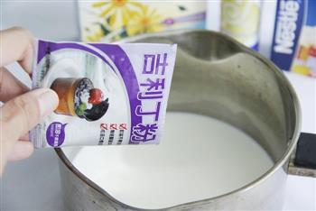 双色抹茶布丁的做法怎么做，双色抹茶布丁的做法怎么做好吃，双色抹茶布丁的做法做法