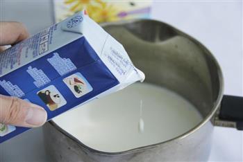 双色抹茶布丁的做法怎么做，双色抹茶布丁的做法怎么做好吃，双色抹茶布丁的做法做法