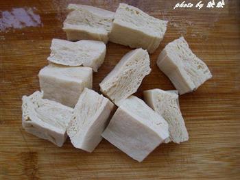 泡菜小火锅怎么做，泡菜小火锅怎么做好吃，泡菜小火锅做法