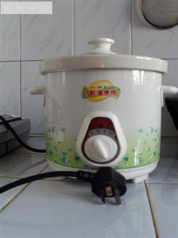 银耳红枣莲子羹怎么做，银耳红枣莲子羹怎么做好吃，银耳红枣莲子羹做法