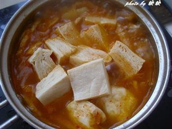 泡菜小火锅怎么做，泡菜小火锅怎么做好吃，泡菜小火锅做法